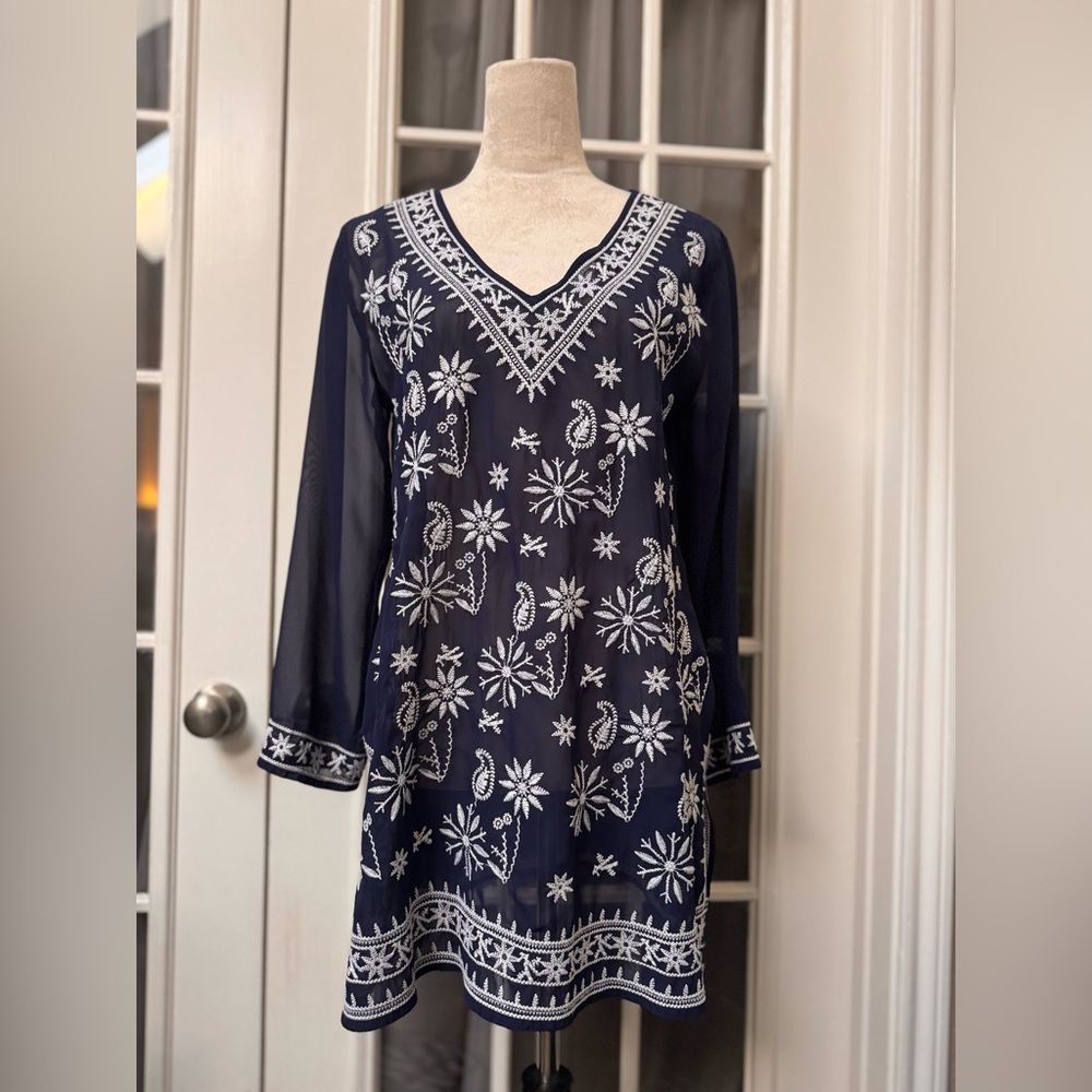 Antonio Melani Navy Embroidered Sheer Tunic Top Size Small